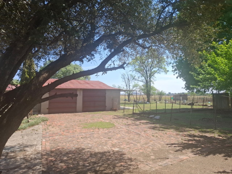 Commercial Property for Sale in Roodewal Free State